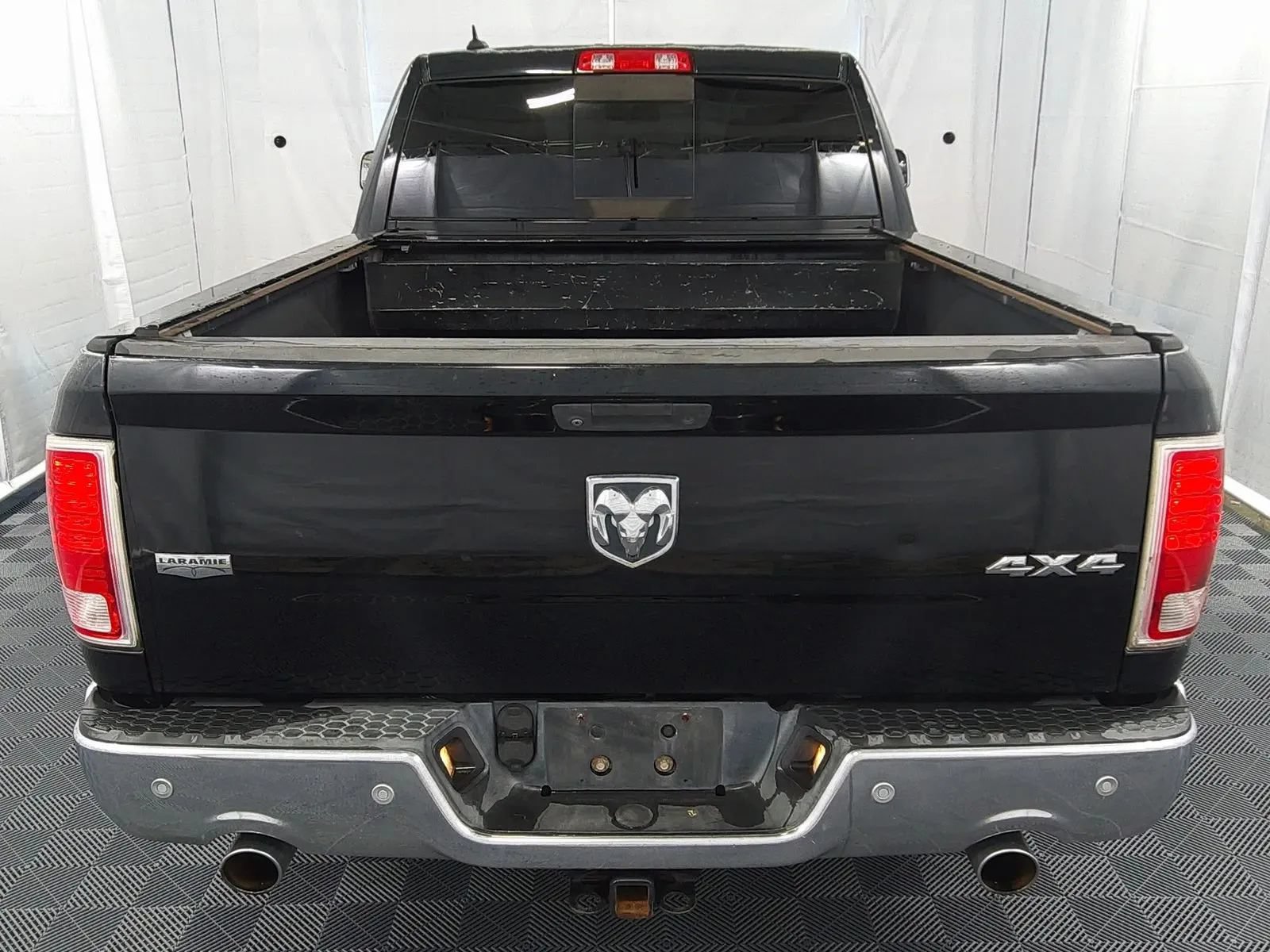 Used 2014 RAM 1500 Laramie w/ Convenience Group AWD/4WD image 4