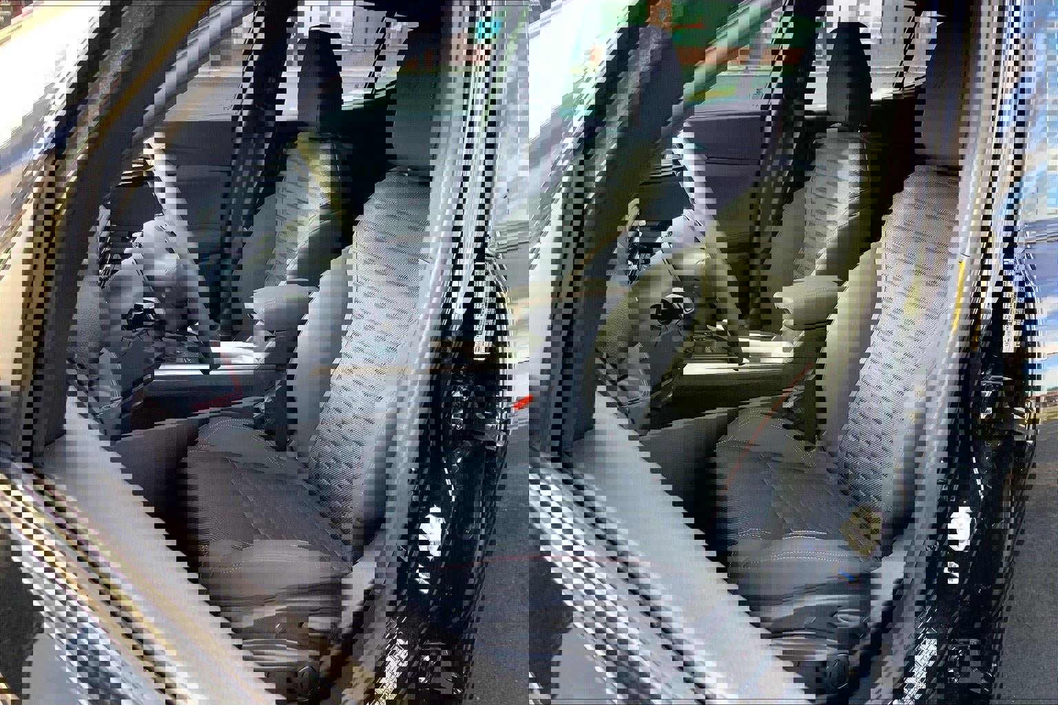 Used 2024 Dodge Hornet GT w/ GT Blacktop Package image 23