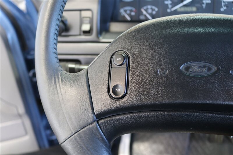 Used 1997 Ford F250 4x4 Regular Cab Heavy Duty image 80