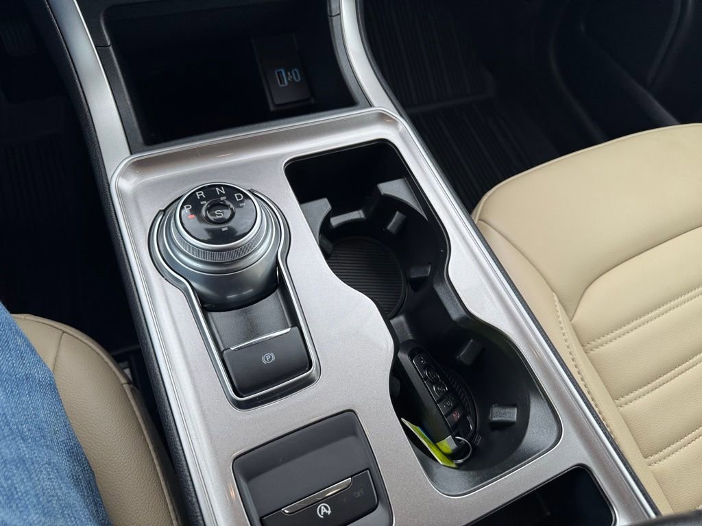 Used 2024 Ford Edge SEL w/ Convenience Package image 24