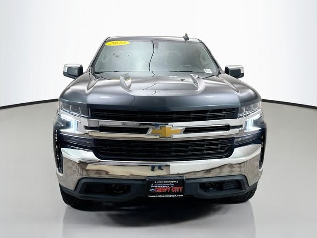 Used 2022 Chevrolet Silverado 1500 LT AWD/4WD image 2