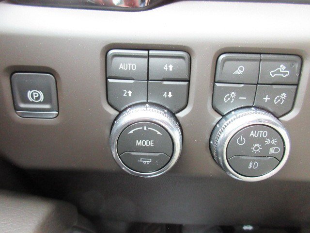 New 2026 GMC Sierra 2500 Denali w/ Denali Reserve Package AWD/4WD image 25