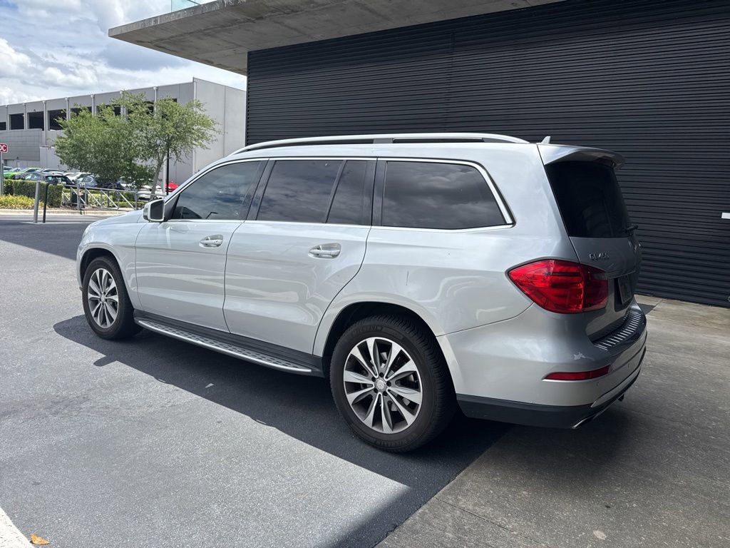 Used 2016 Mercedes-Benz GL 450 4MATIC image 3