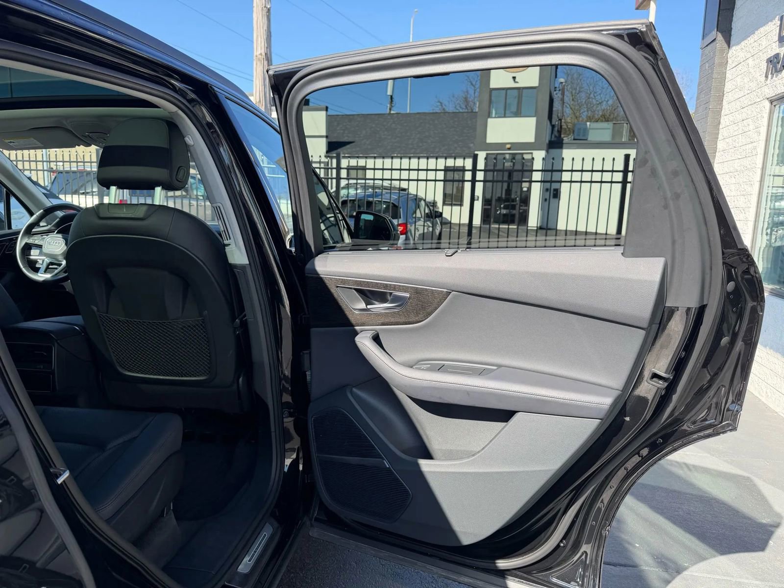 Used 2024 Audi Q7 2.0T Premium Plus w/ Premium Plus Package image 27