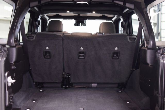 Used 2024 Jeep Wrangler Rubicon w/ Convenience Group image 22