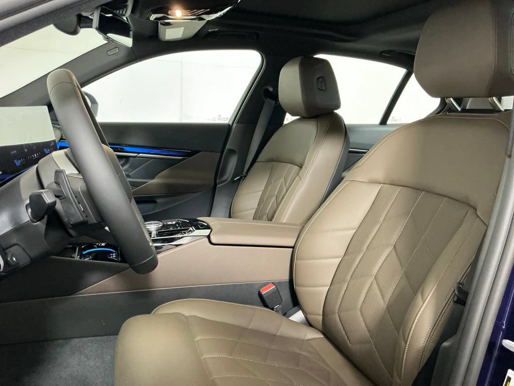 New 2026 BMW i5 M60 AWD/4WD image 22