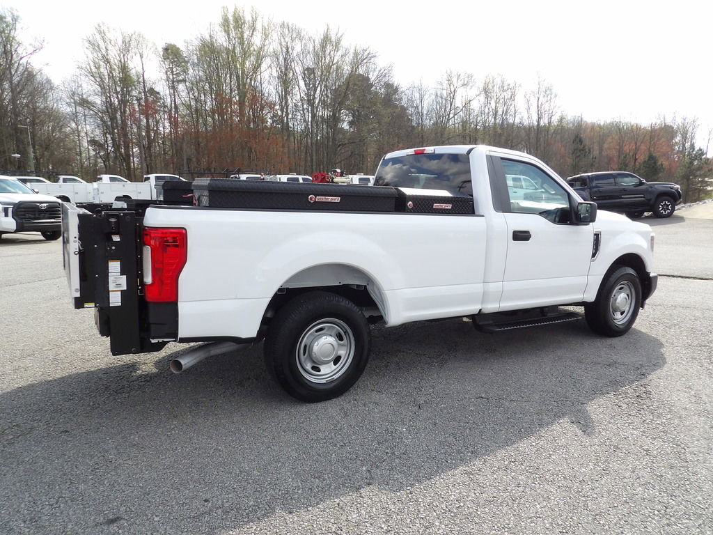 Used 2019 Ford F250 XL w/ Power Equipment Group image 8