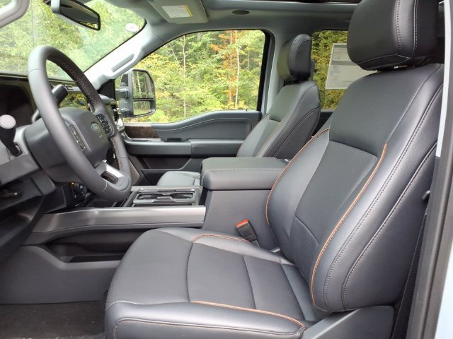 New 2027 Ford F250 Lariat w/ Black Appearance Package AWD/4WD image 9