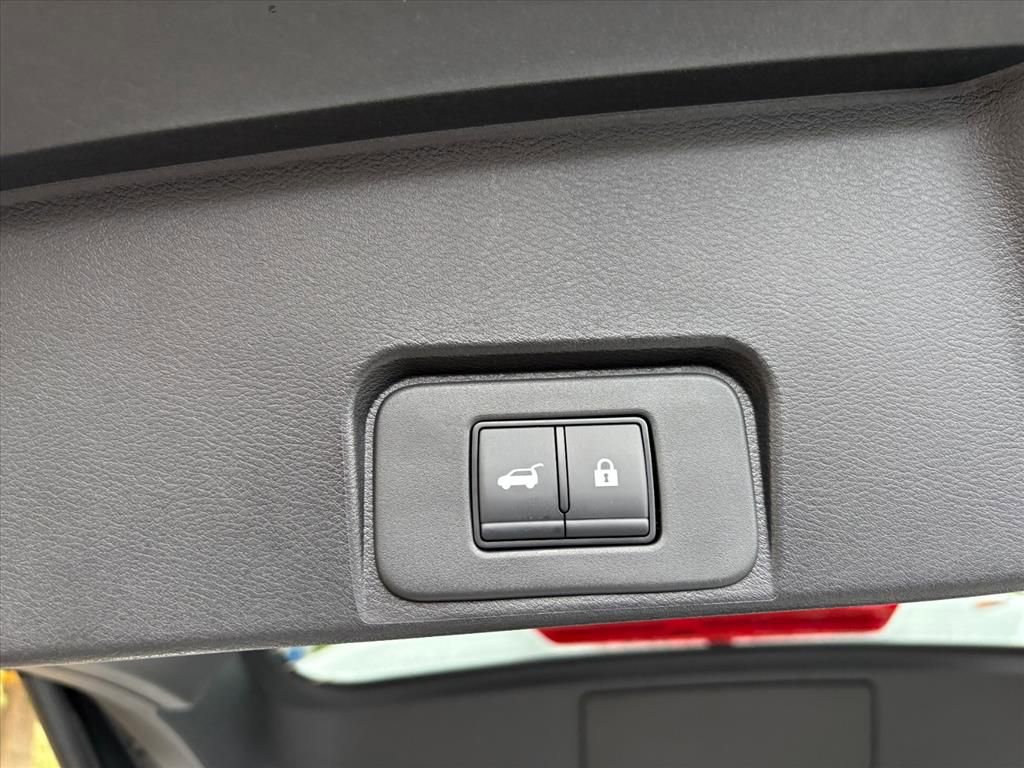 Certified 2026 Nissan Rogue SV w/ Rock Creek Premium Package image 25