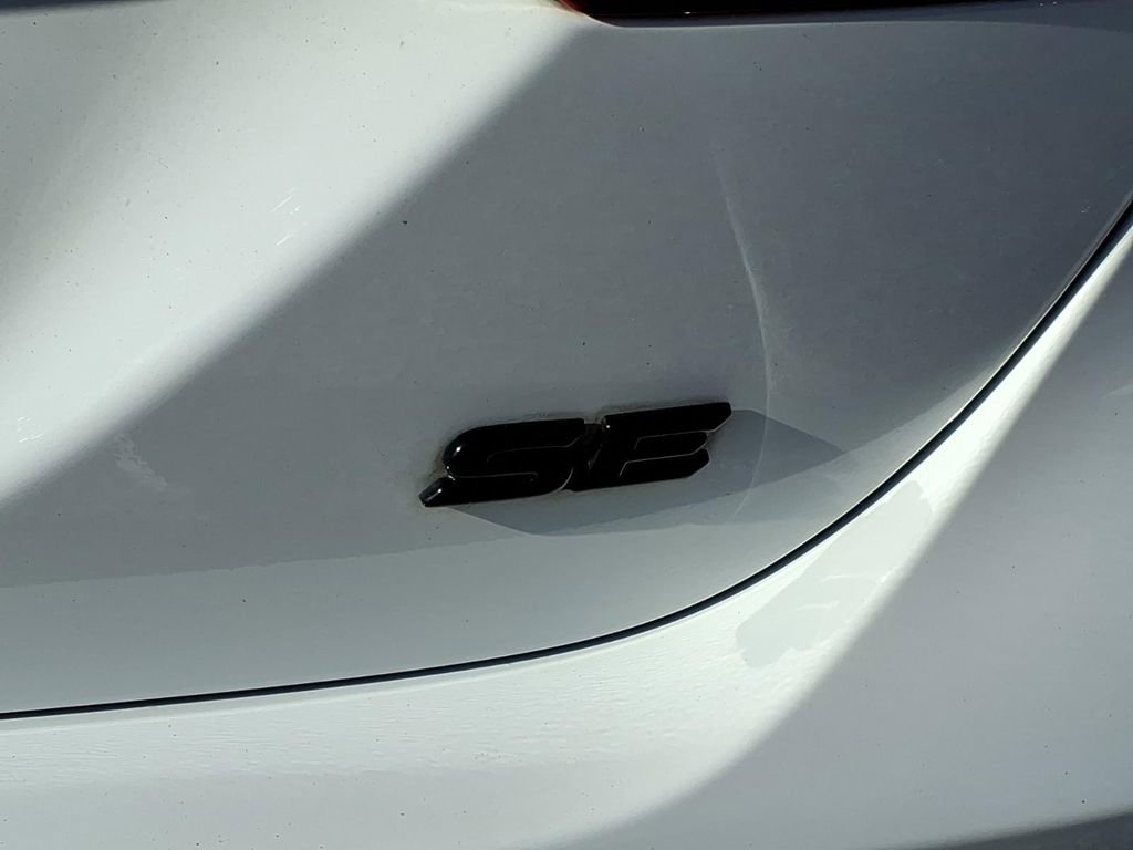Used 2023 Toyota Camry SE FWD image 10