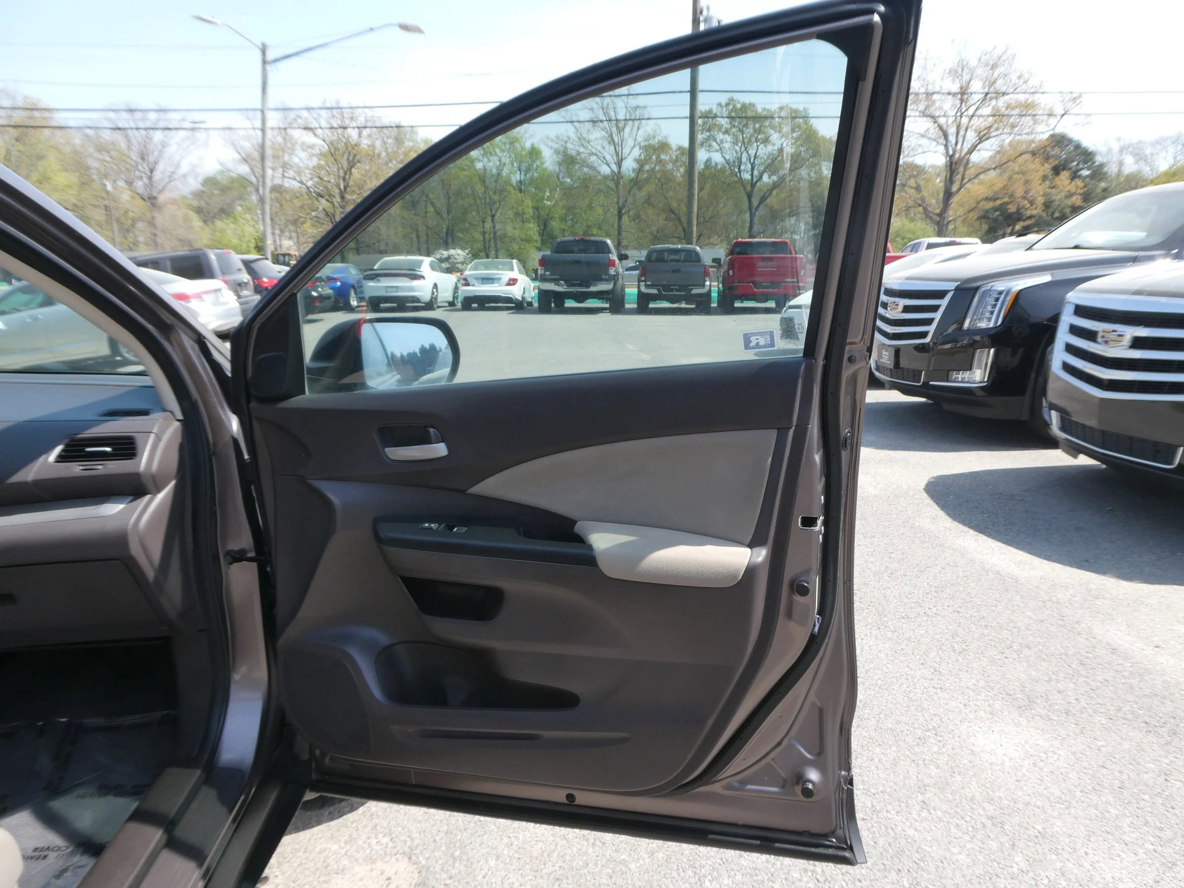 Used 2012 Honda CR-V EX image 24