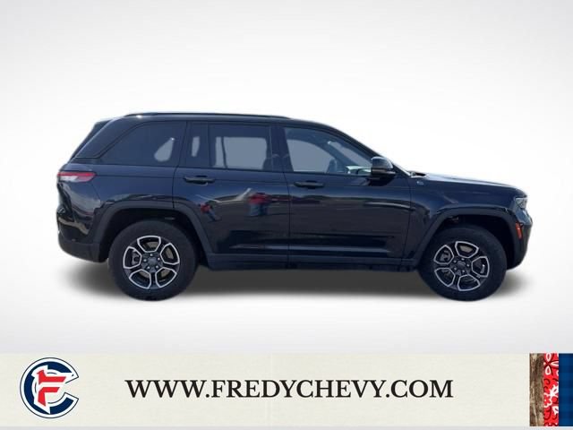 Used 2024 Jeep Grand Cherokee Trailhawk AWD/4WD image 32