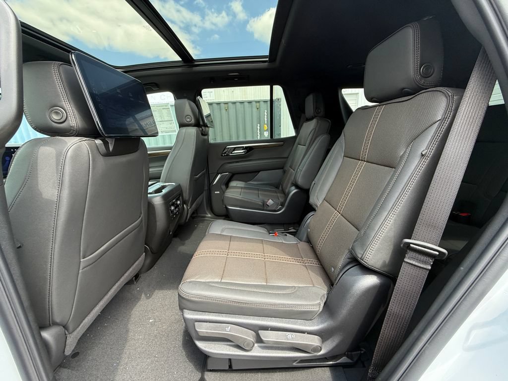 New 2026 Chevrolet Tahoe High Country AWD/4WD image 26