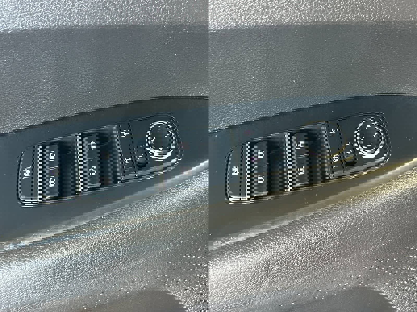 Used 2023 Kia Forte LXS w/ LXS Technology Package image 13