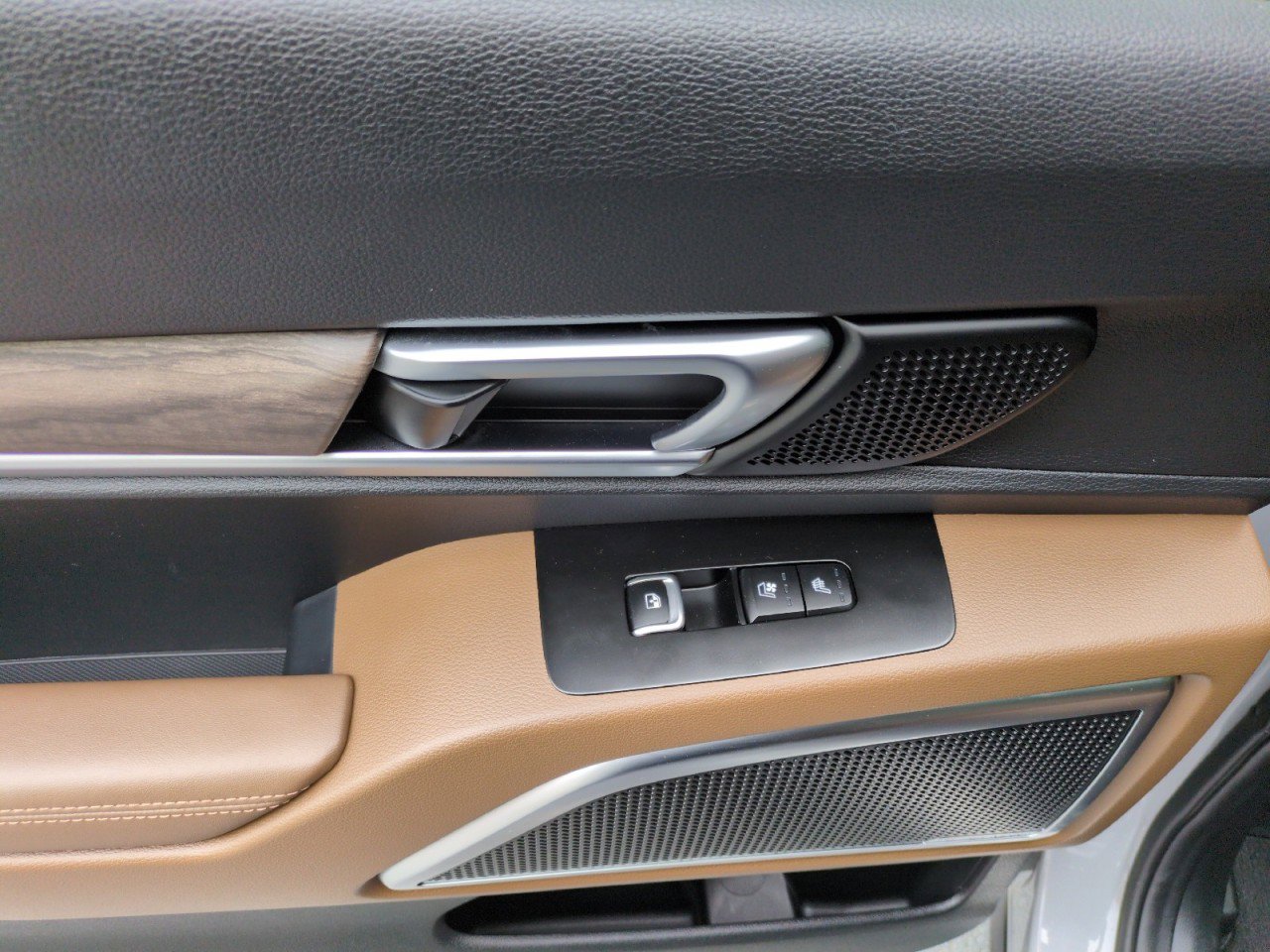 Used 2022 Kia Telluride SX w/ SX Prestige Package image 36