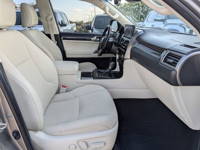 Used 2022 Lexus GX 460 Premium w/ Premium Package AWD/4WD image 33
