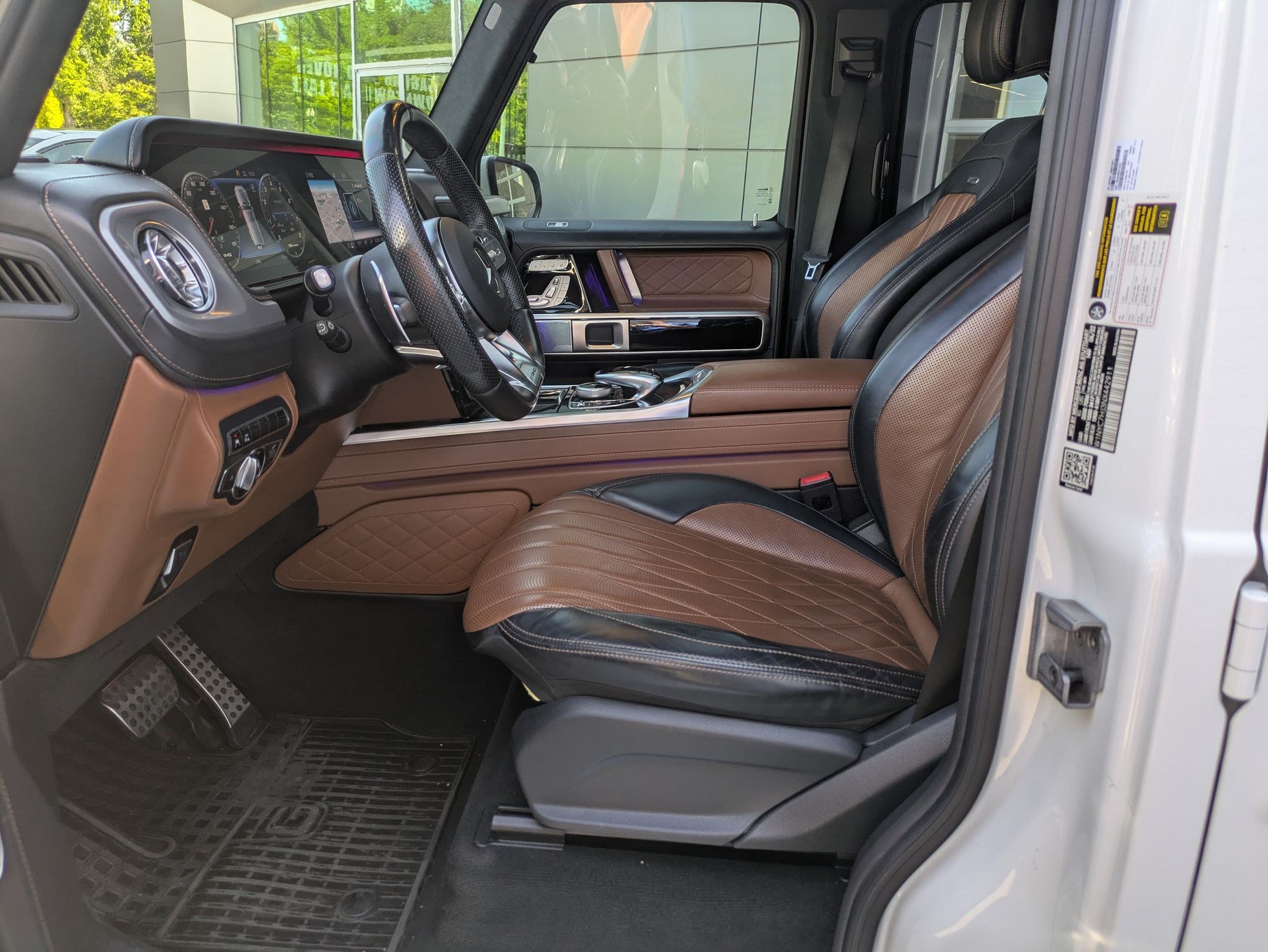 Certified 2022 Mercedes-Benz G 63 AMG 4MATIC image 16