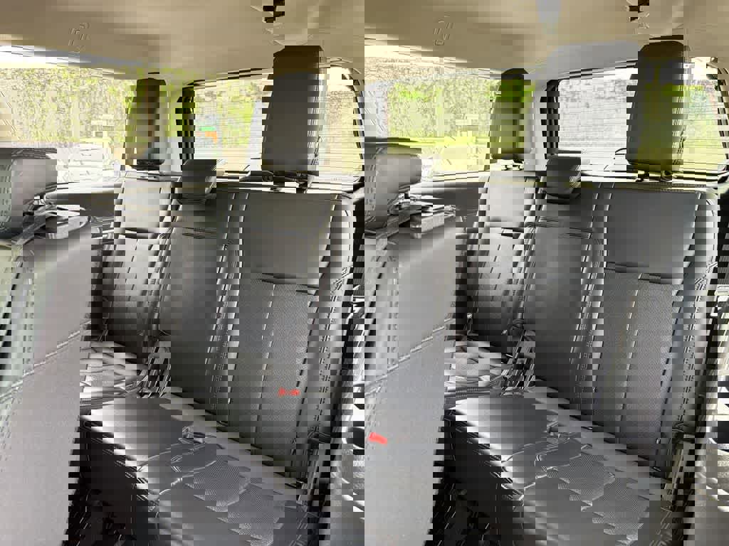 Used 2024 Ford Expedition Max XLT image 30