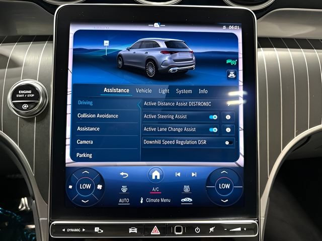 Used 2023 Mercedes-Benz GLC 300 4MATIC image 27