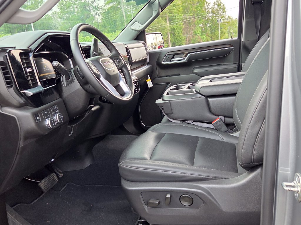 Certified 2026 GMC Sierra 1500 SLT AWD/4WD image 4