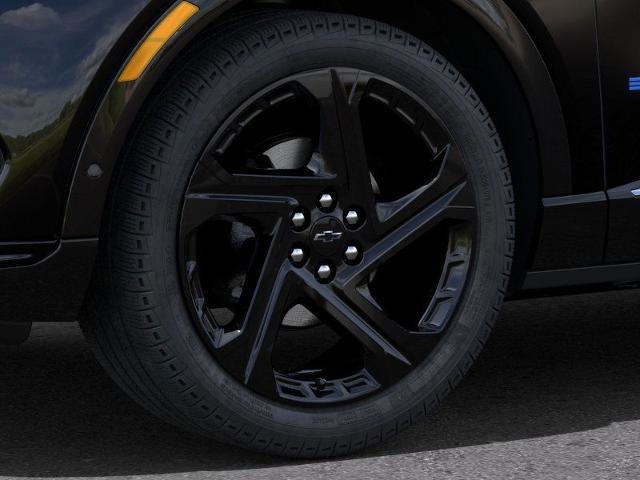 New 2025 Chevrolet Equinox EV RS w/ Active Safety Package 3 AWD/4WD image 17