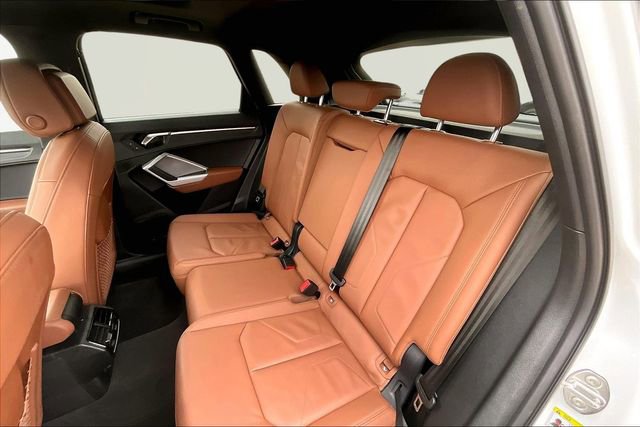 Used 2025 Audi Q3 2.0T Premium Plus w/ Premium Plus Package image 28