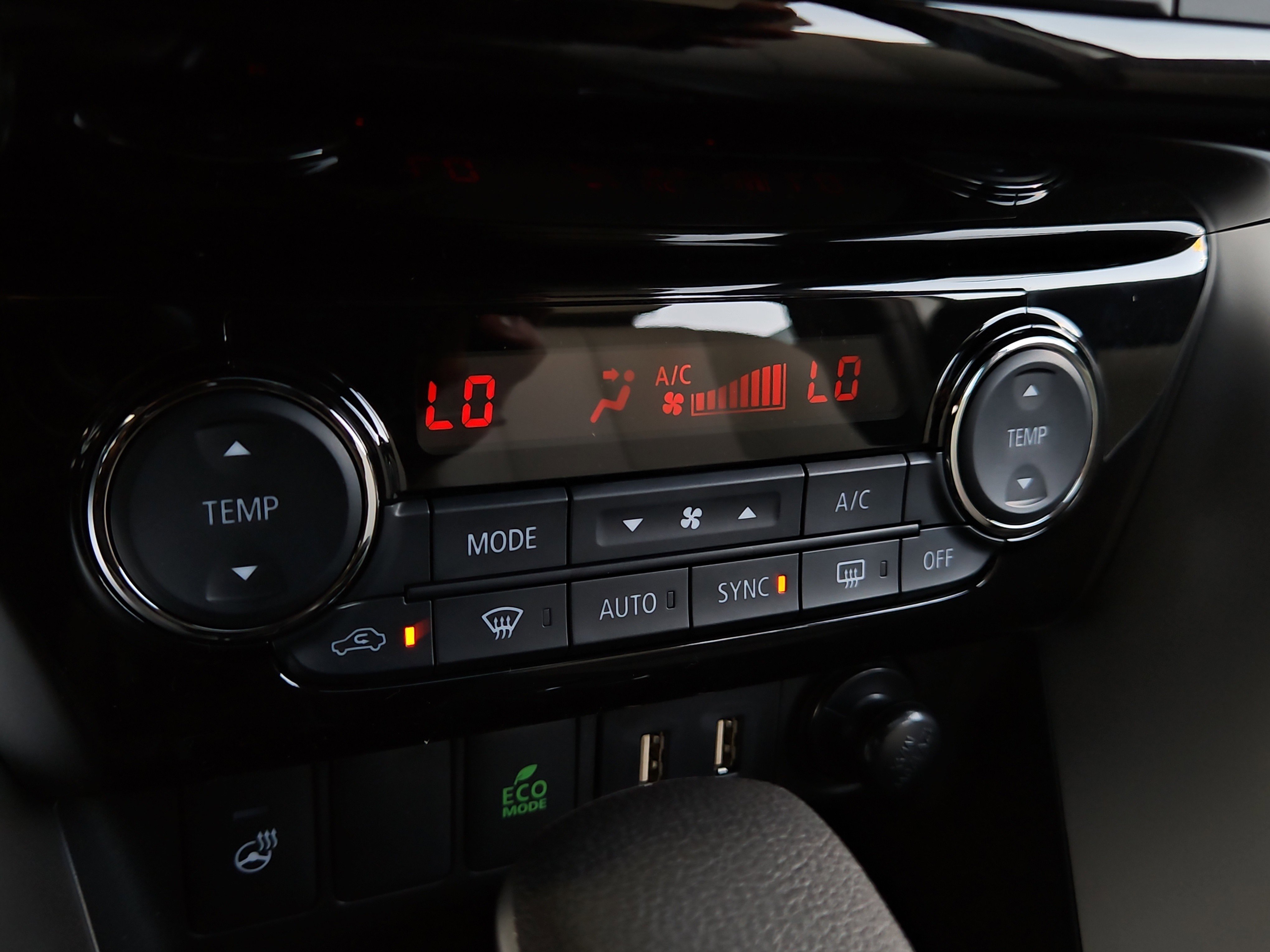 New 2025 Mitsubishi Eclipse Cross SEL image 15