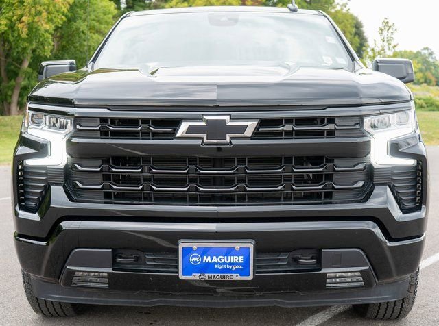 Used 2023 Chevrolet Silverado 1500 RST image 3