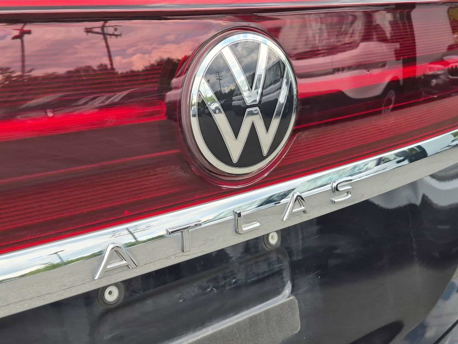 Used 2024 Volkswagen Atlas SEL Premium R-Line AWD/4WD image 13