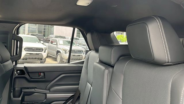 New 2026 Toyota 4Runner TRD Off-Road Premium AWD/4WD image 19