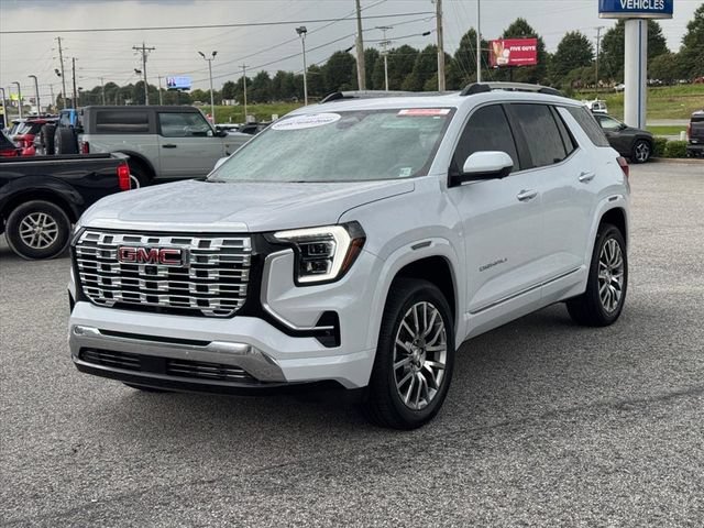 Used 2026 GMC Terrain Denali AWD/4WD image 7