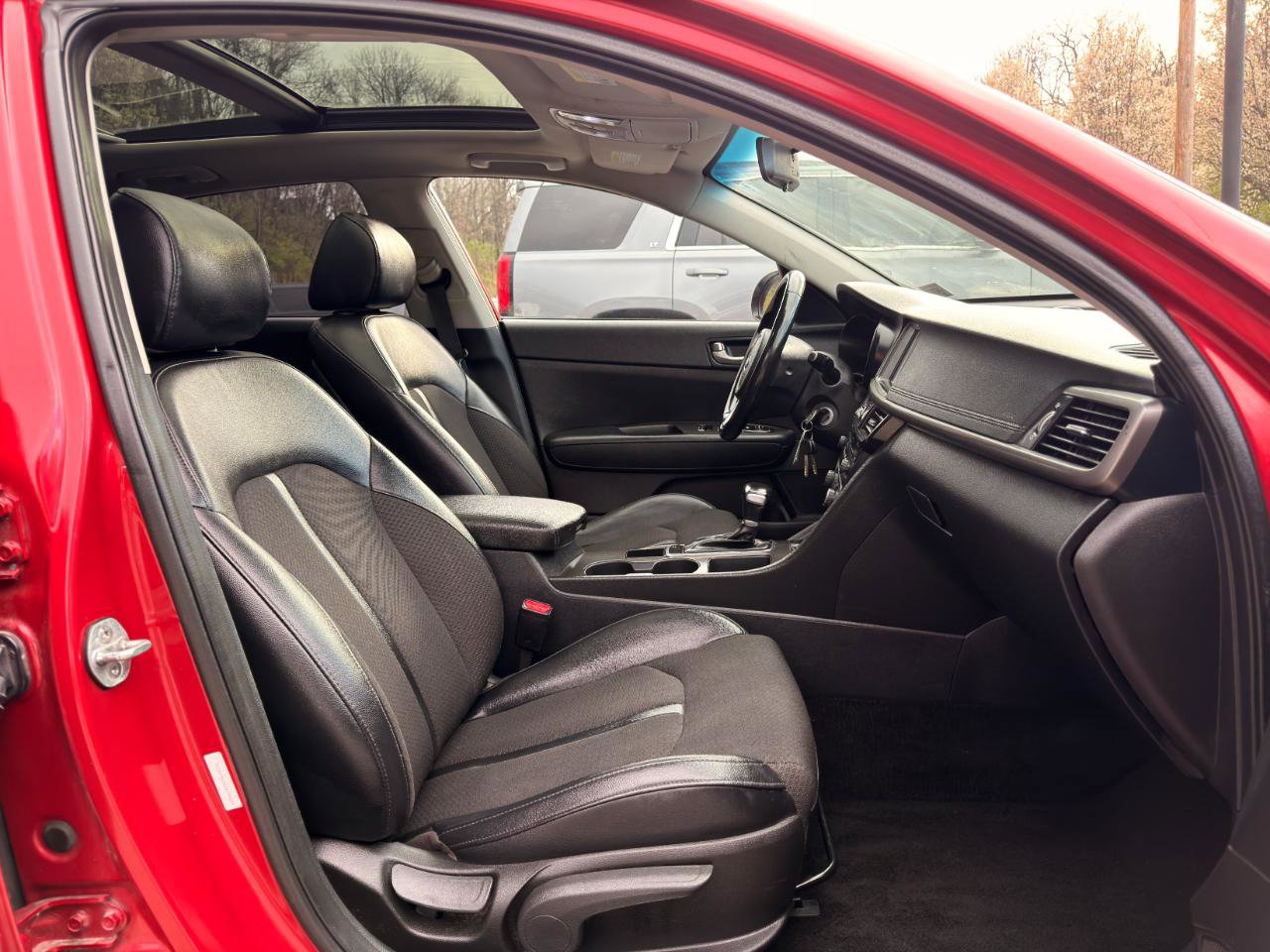 Used 2018 Kia Optima S w/ Panoramic Sunroof Package image 14