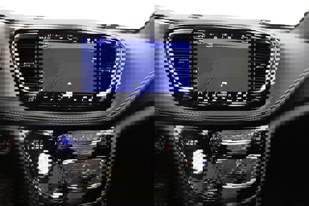 Used 2024 Chrysler Pacifica Limited w/ S Appearance Package image 22