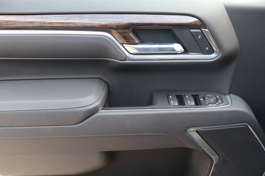 New 2026 GMC Sierra 1500 Elevation image 15