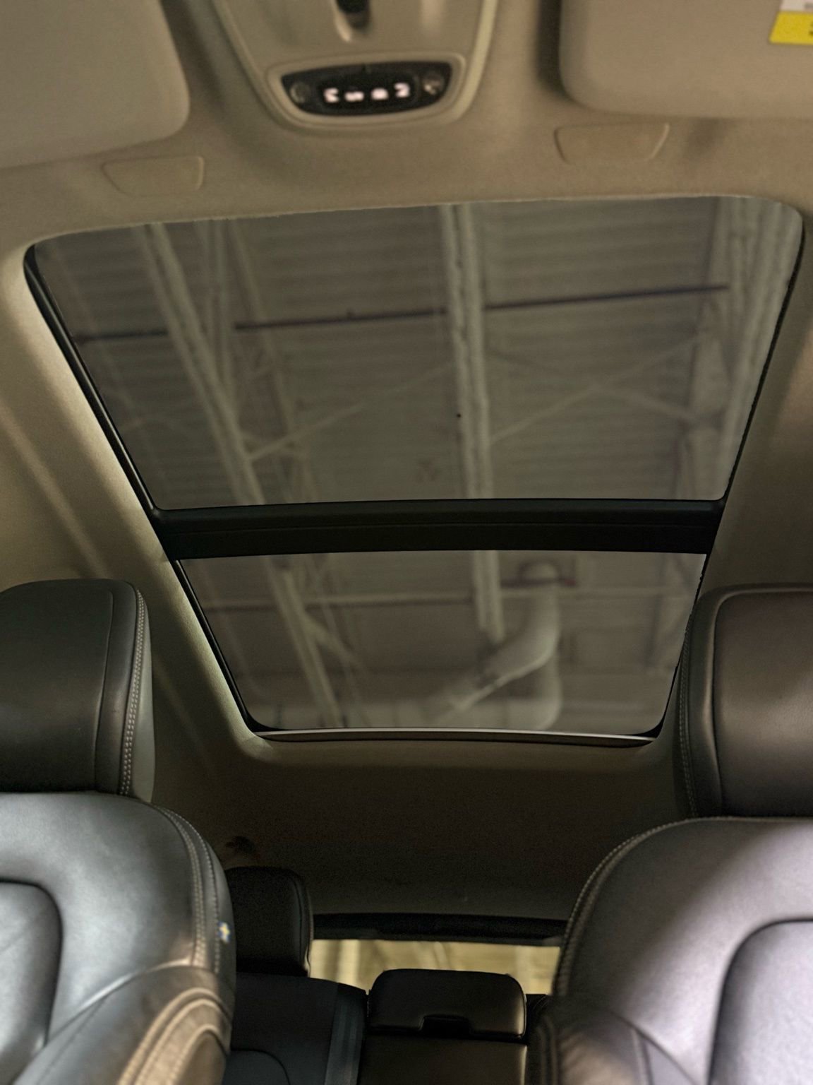 Used 2020 Volvo XC40 T5 Momentum image 66