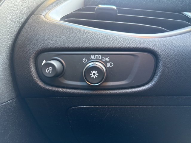 Used 2025 Chevrolet Malibu RS image 12