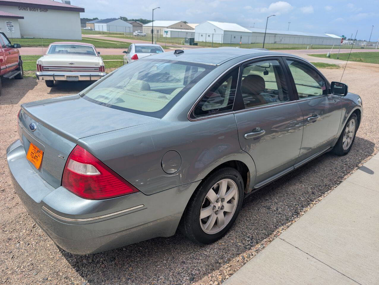 Used 2007 Ford Five Hundred SEL image 5