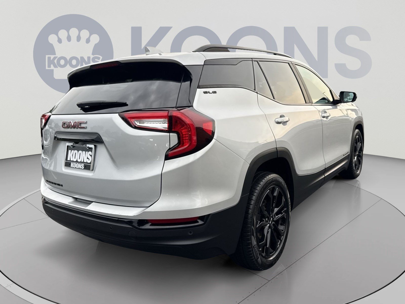 Used 2022 GMC Terrain SLE w/ Driver Convenience Package FWD image 7