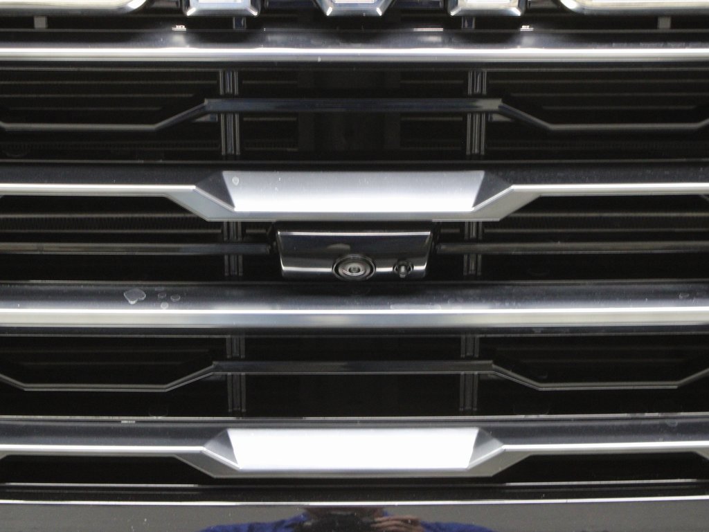 Used 2024 GMC Sierra 2500 AT4 image 51