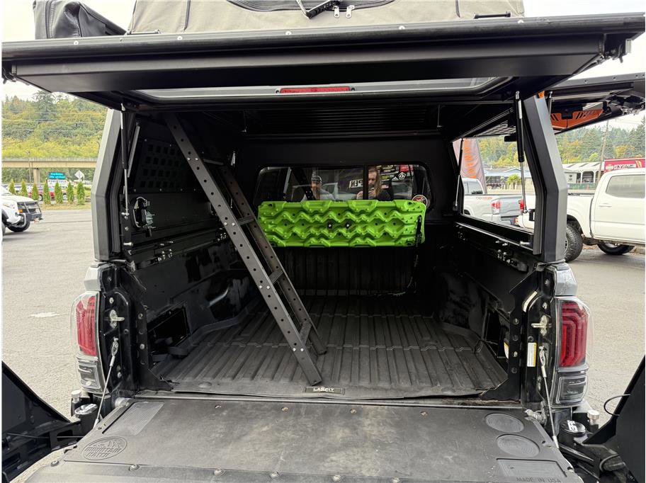 Used 2017 Toyota Tacoma TRD Off-Road image 20