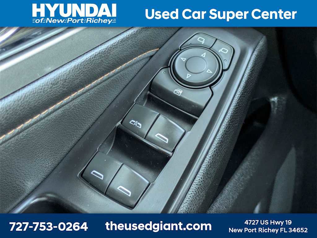 Used 2019 Chevrolet Traverse LT image 35