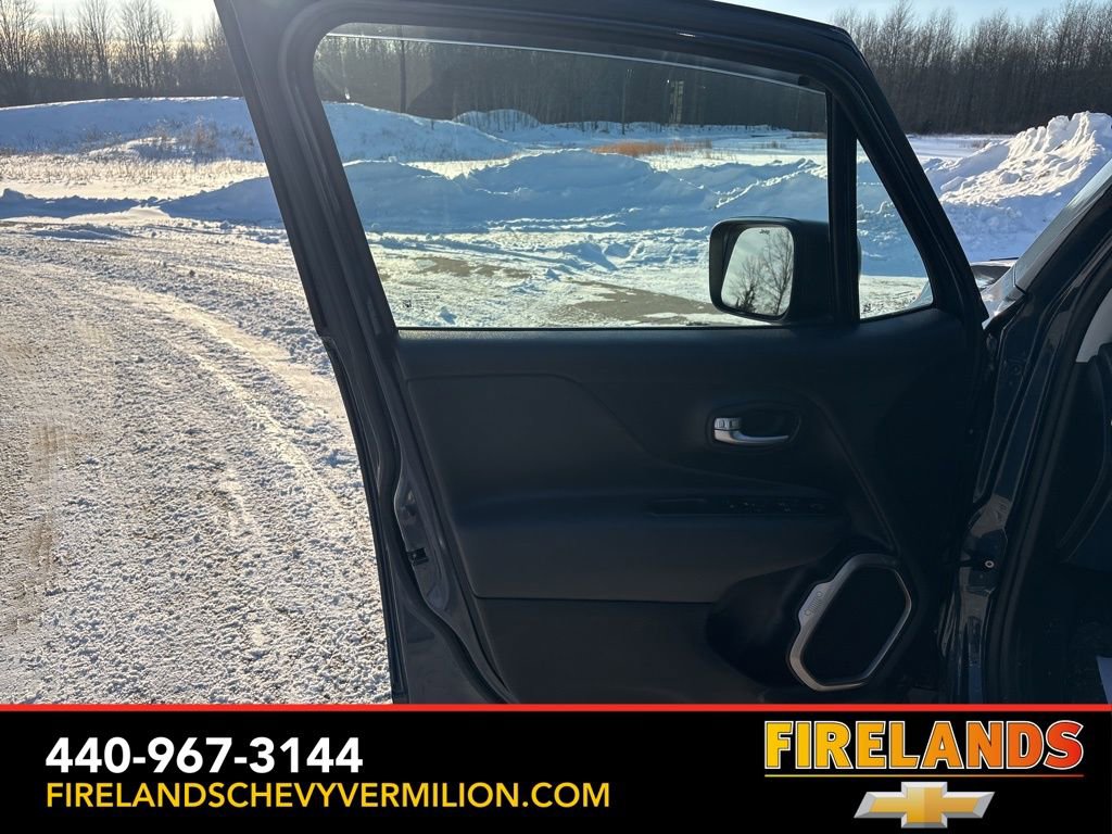 Used 2022 Jeep Renegade Latitude w/ Convenience Group image 13