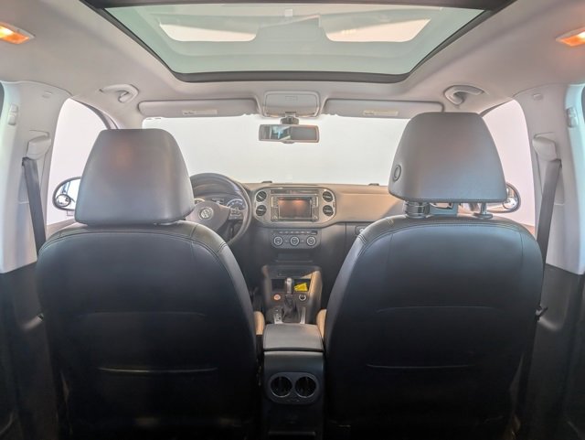 Used 2017 Volkswagen Tiguan Sport image 26