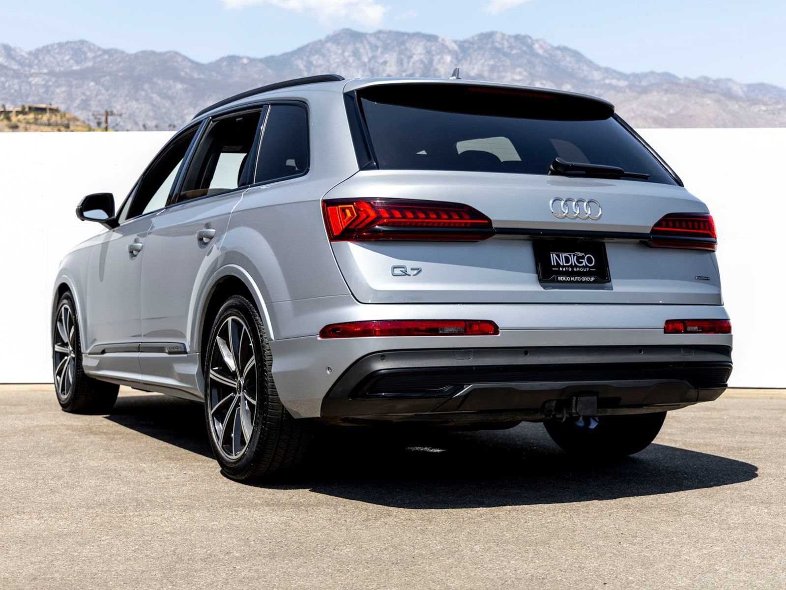 Used 2023 Audi Q7 3.0T Prestige w/ Prestige Package AWD/4WD image 4