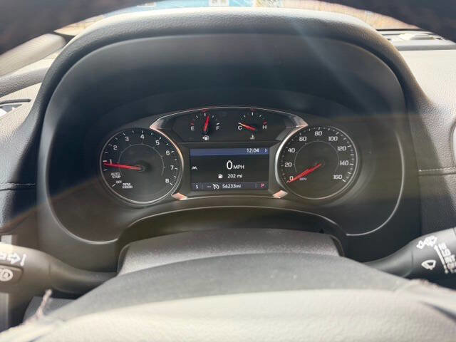 Used 2024 GMC Terrain SLT image 18