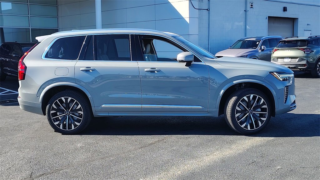 New 2026 Volvo XC90 B6 Ultra image 2