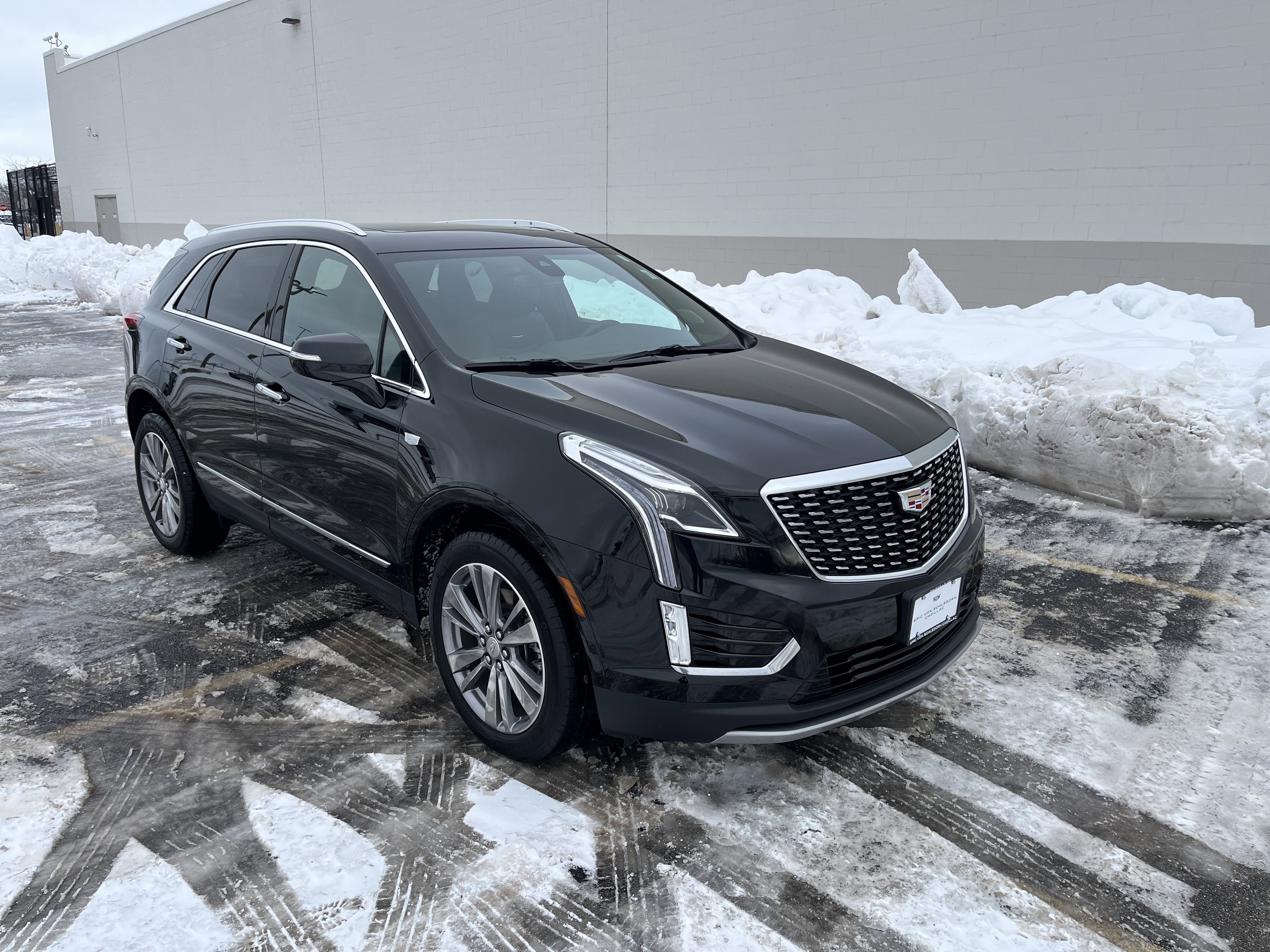 Used 2025 Cadillac XT5 Premium Luxury image 8