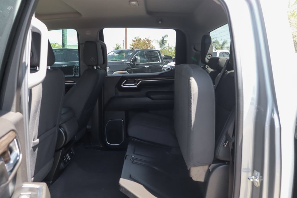 Used 2024 Chevrolet Silverado 1500 LT RWD image 41