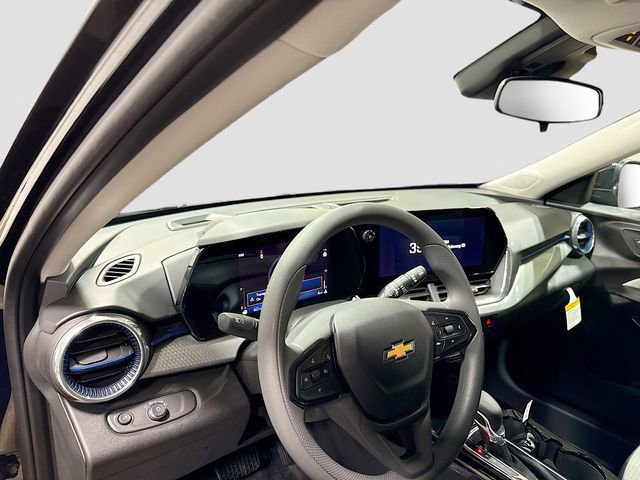 New 2026 Chevrolet Trax LT image 12