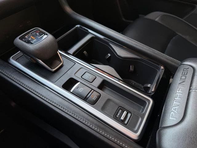 Certified 2025 Nissan Pathfinder SL w/ SL Premium Package FWD image 28